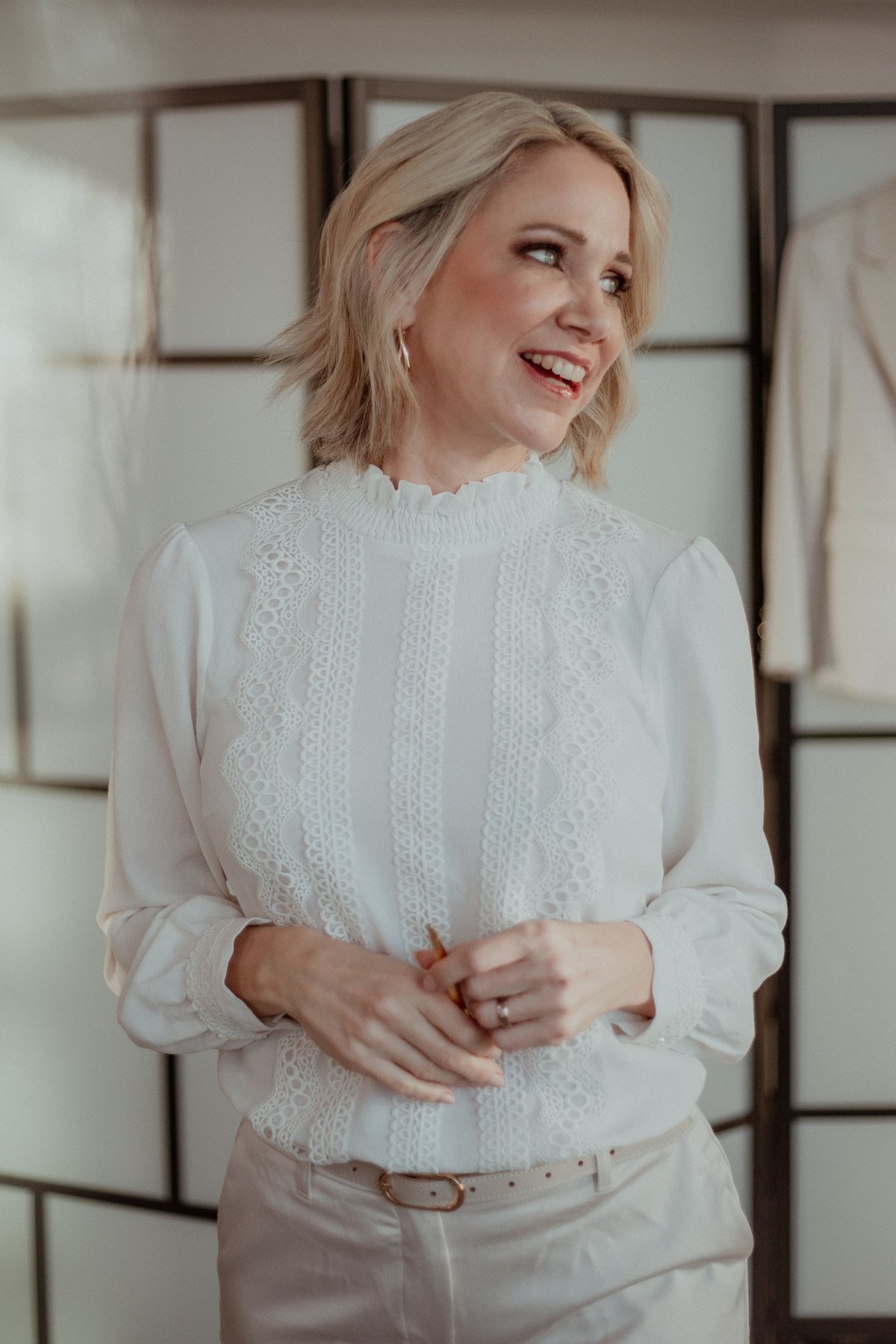 Jennifer Sohn mit persönlicher Beratung zur Longevity Skin Method